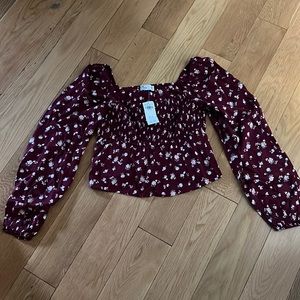 NWT Hollister top